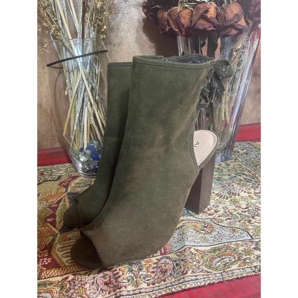 ALDO Olive Green Suede Peep Toe Lace Up Back Block Heel Booties Women's Size‎ 10